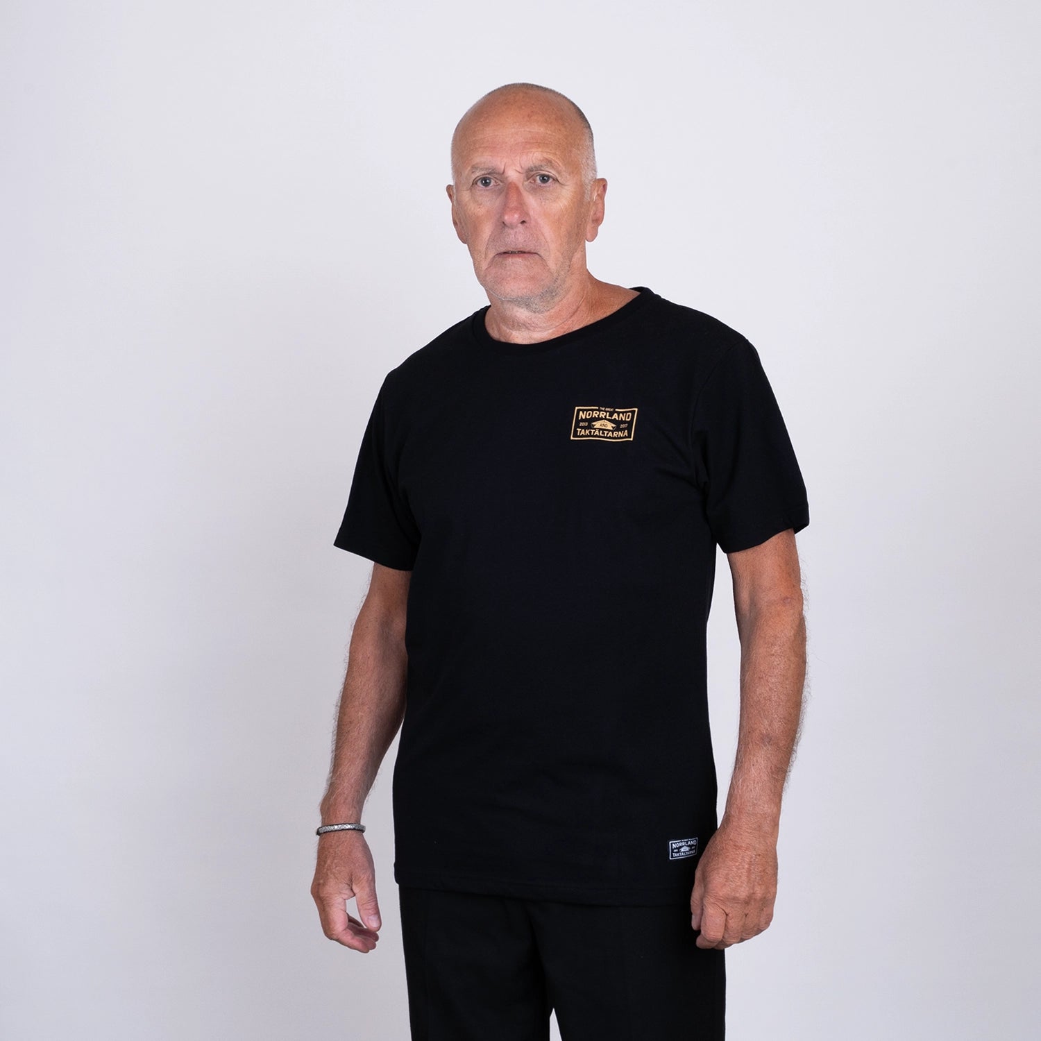 EXPLORE T-SHIRT - TKT BLACK