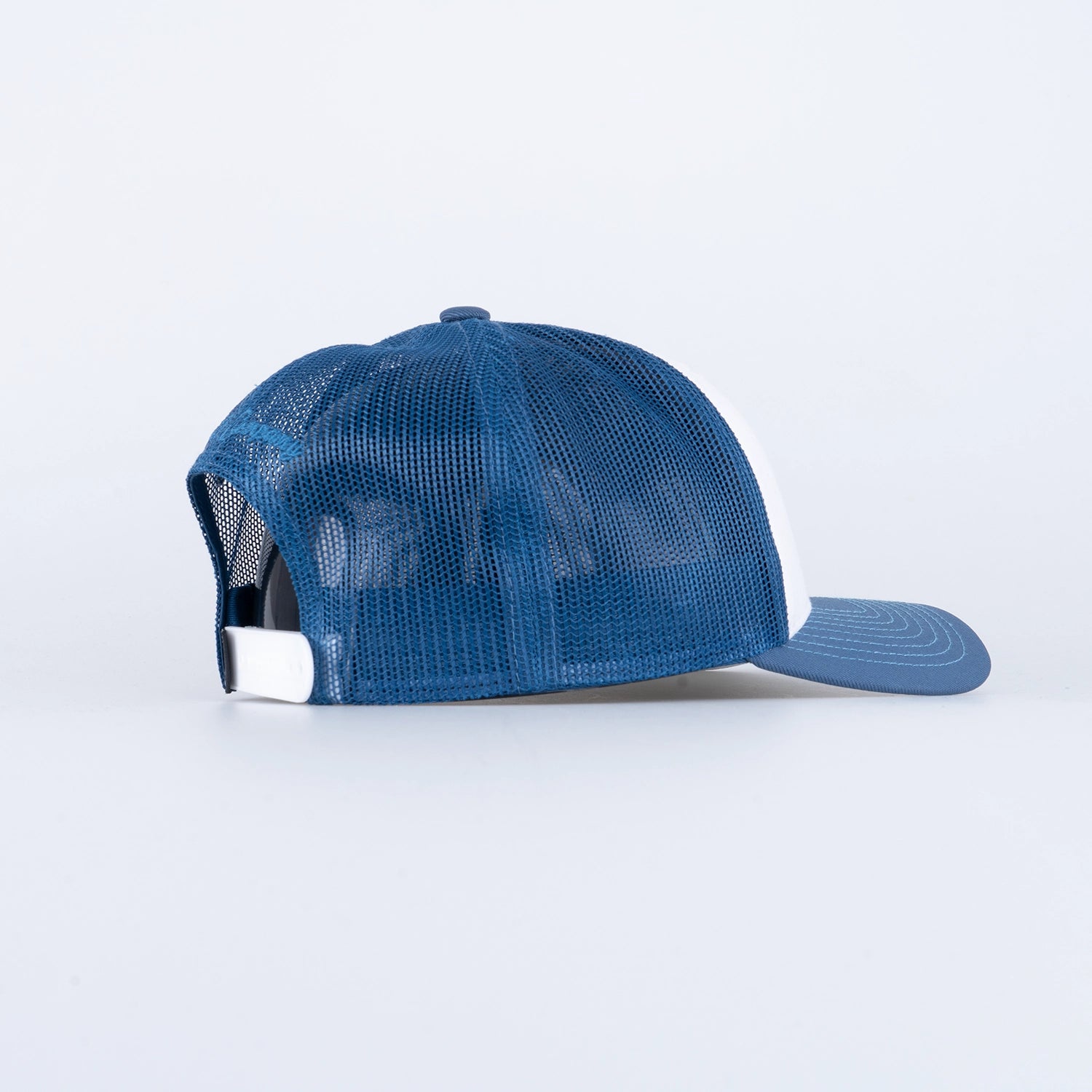 GONDOLEN TRUCKER LOW CAP - WHITE