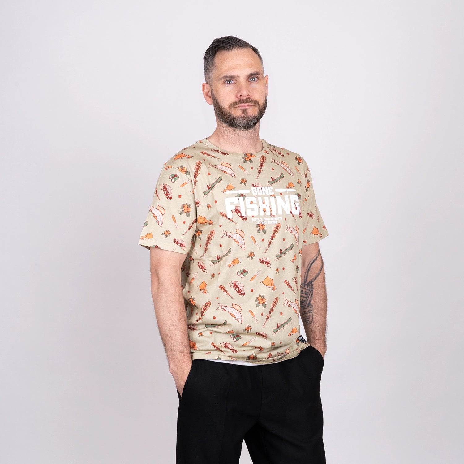 GONE FISHING T-SHIRT - MOUNTAIN KHAKI