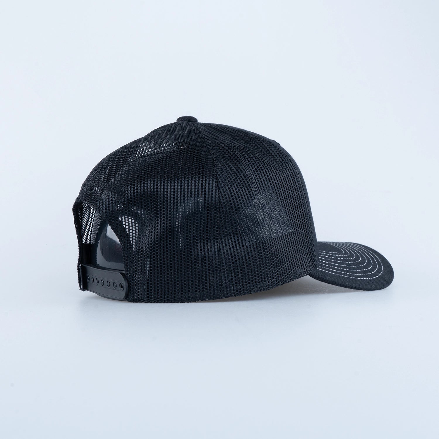 STORFISKARN TRUCKER CAP - HOOKED BLACK