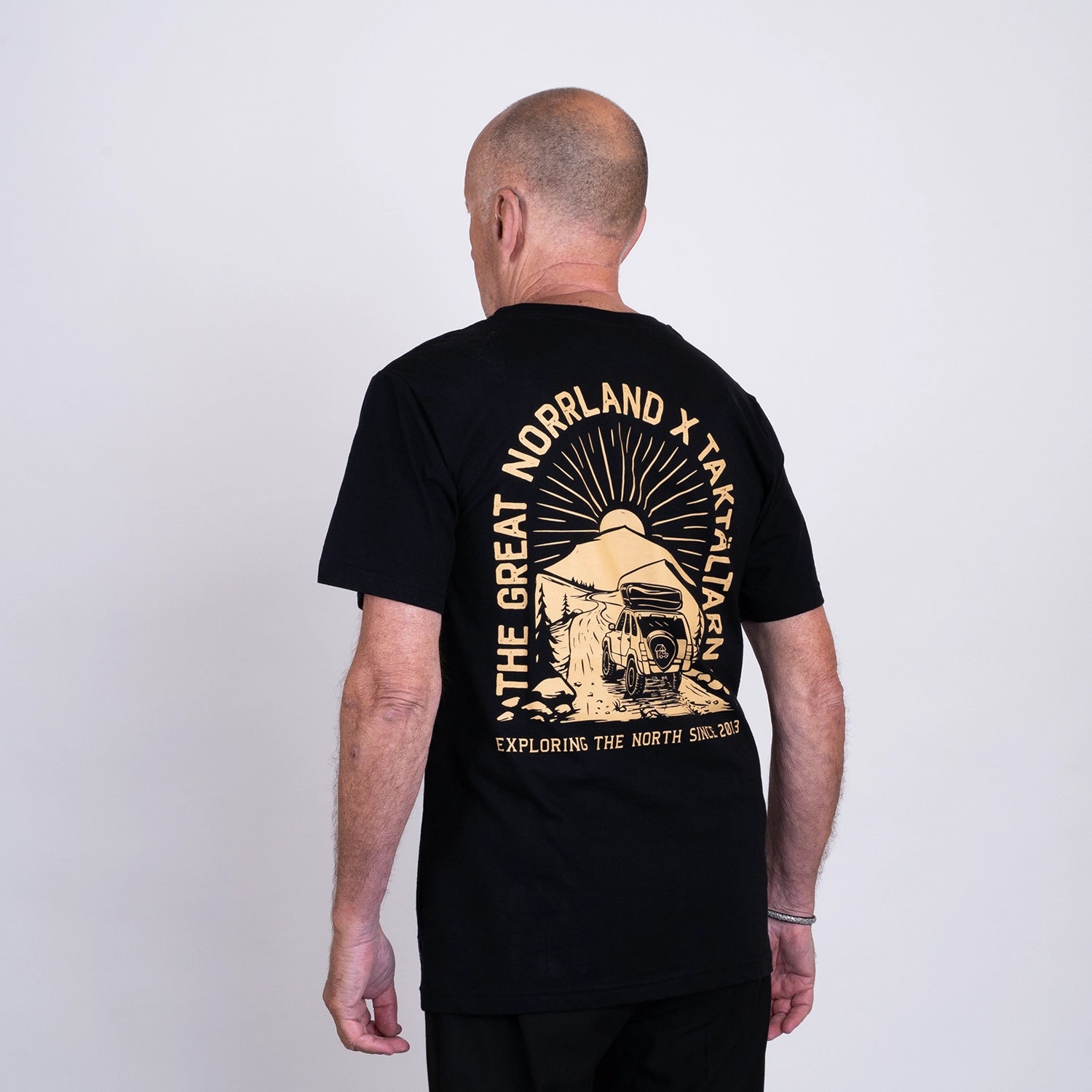 EXPLORE T-SHIRT - TKT BLACK