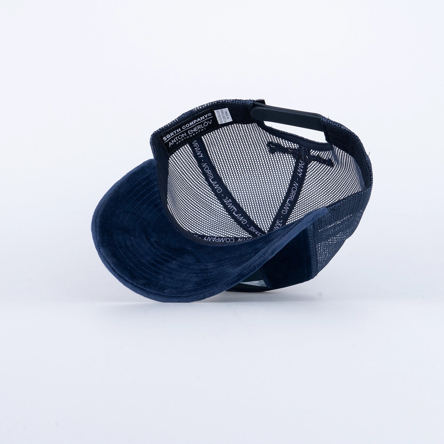 FJÄLLEN VELVET TRUCKER CAP - NAVY