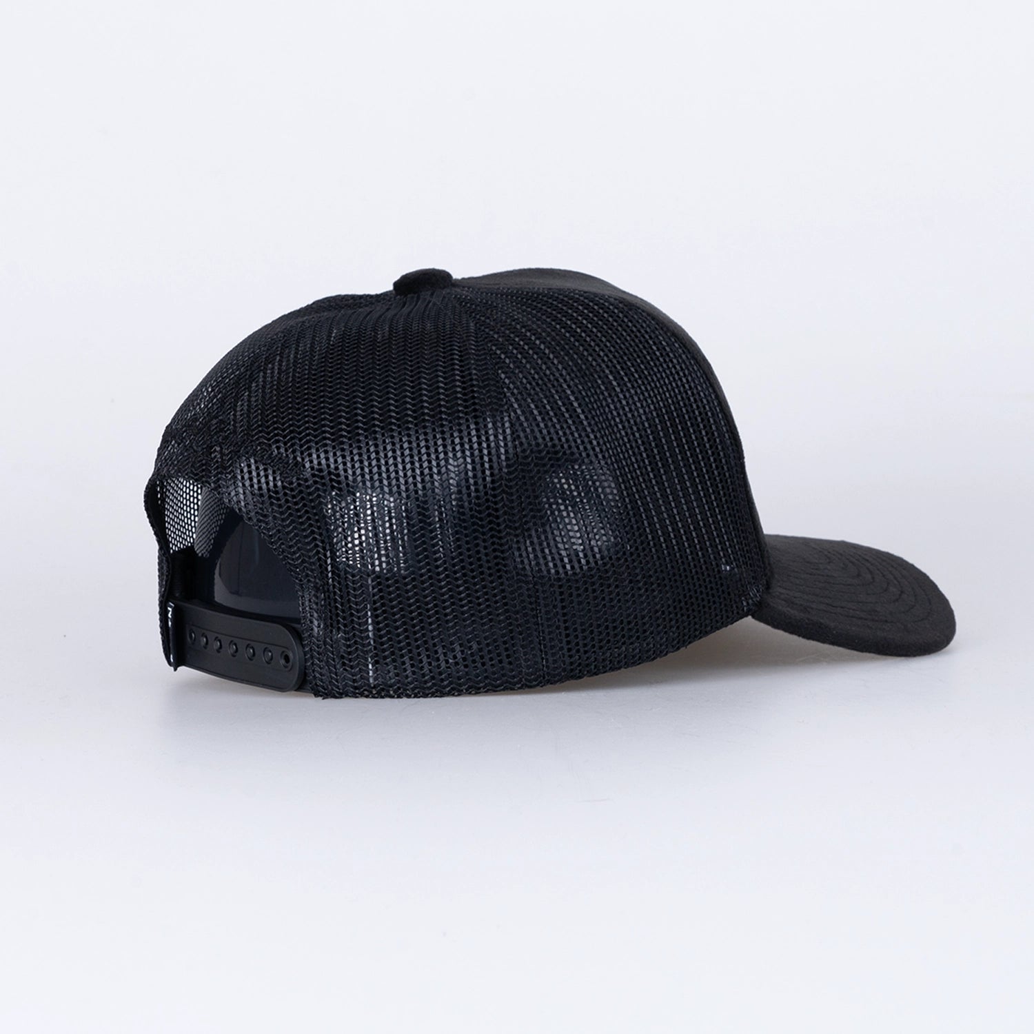 NORRSKEN VELVET TRUCKER KEPS - BLACK