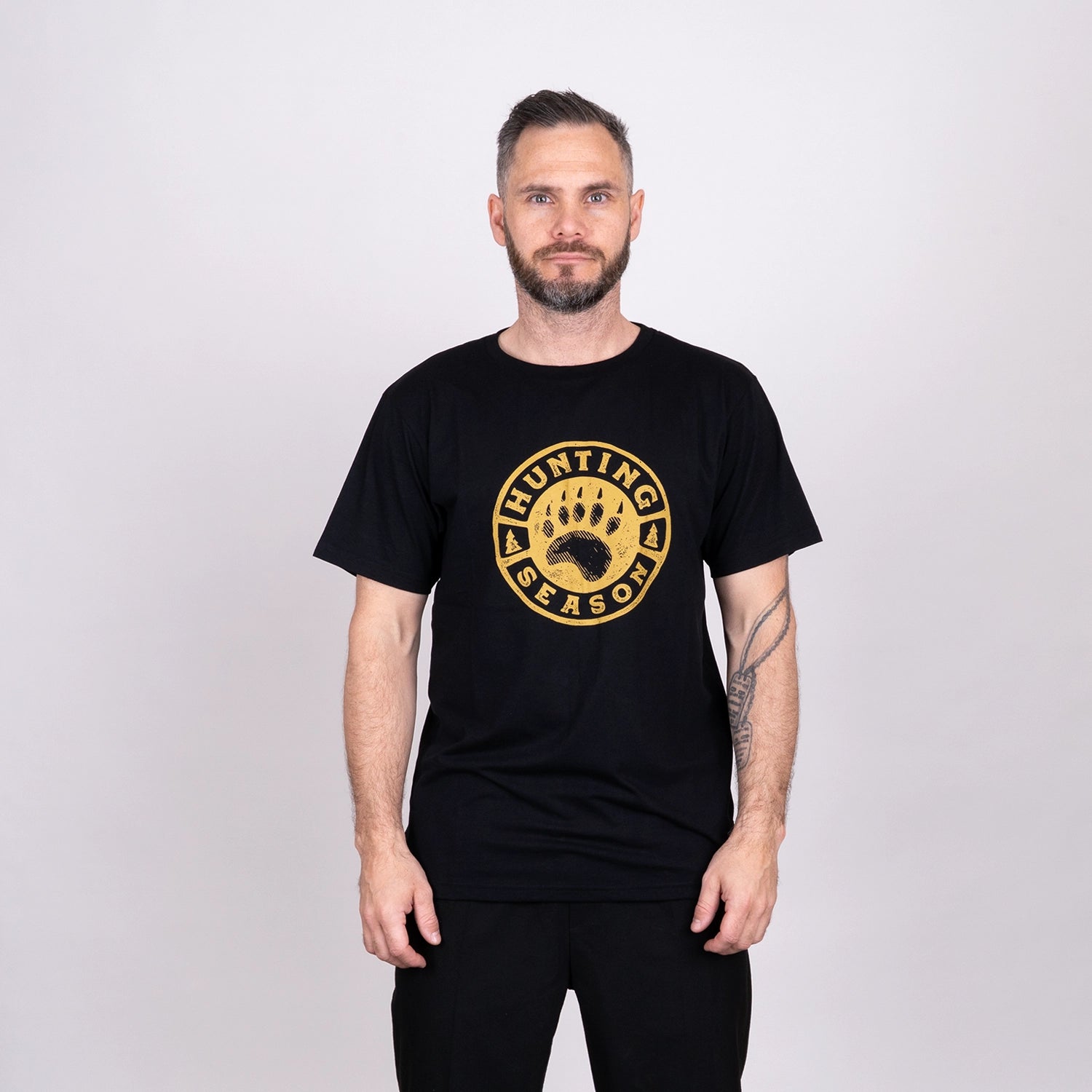 SEASON T-SHIRT - BLACK