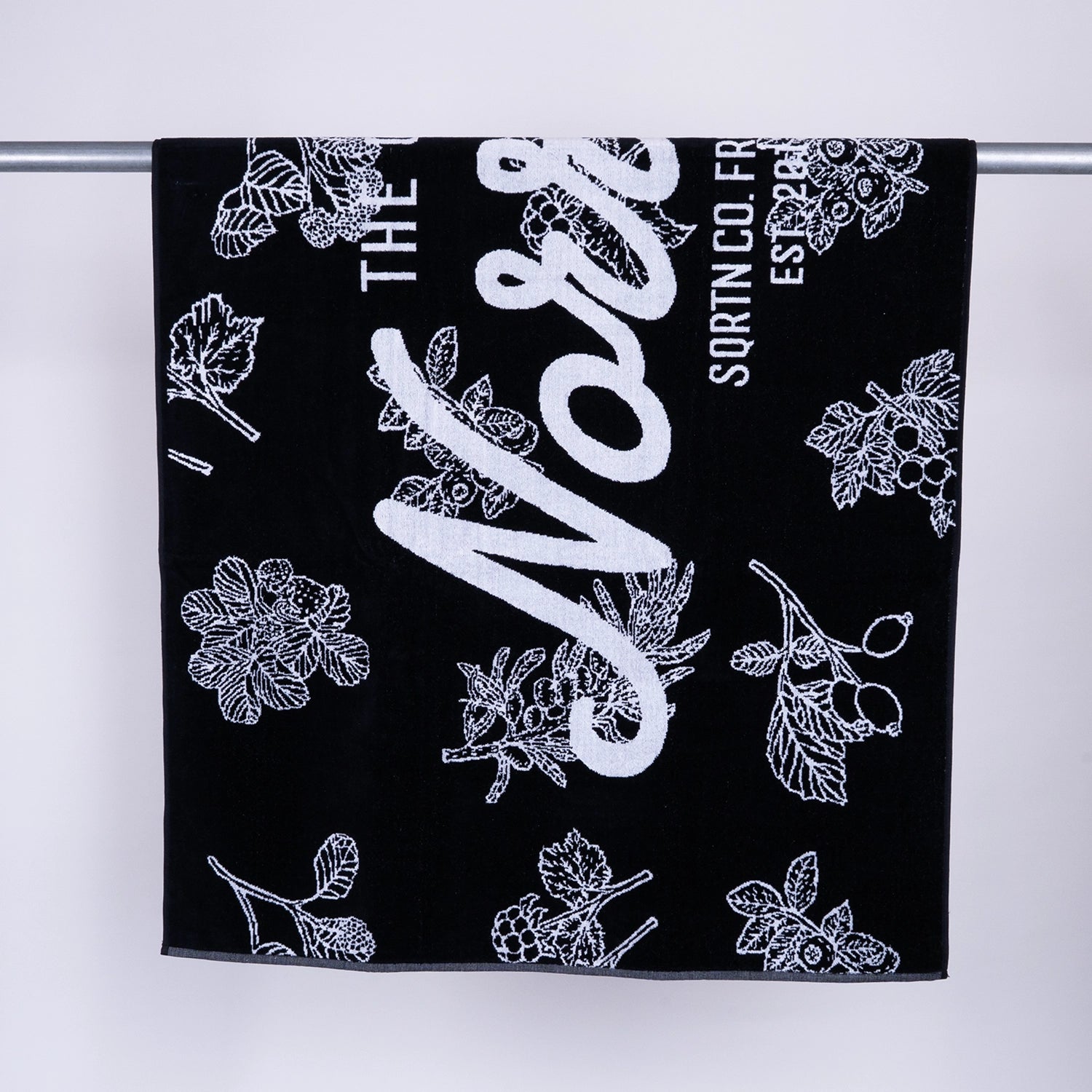 TGN BEACH TOWEL - BLACK