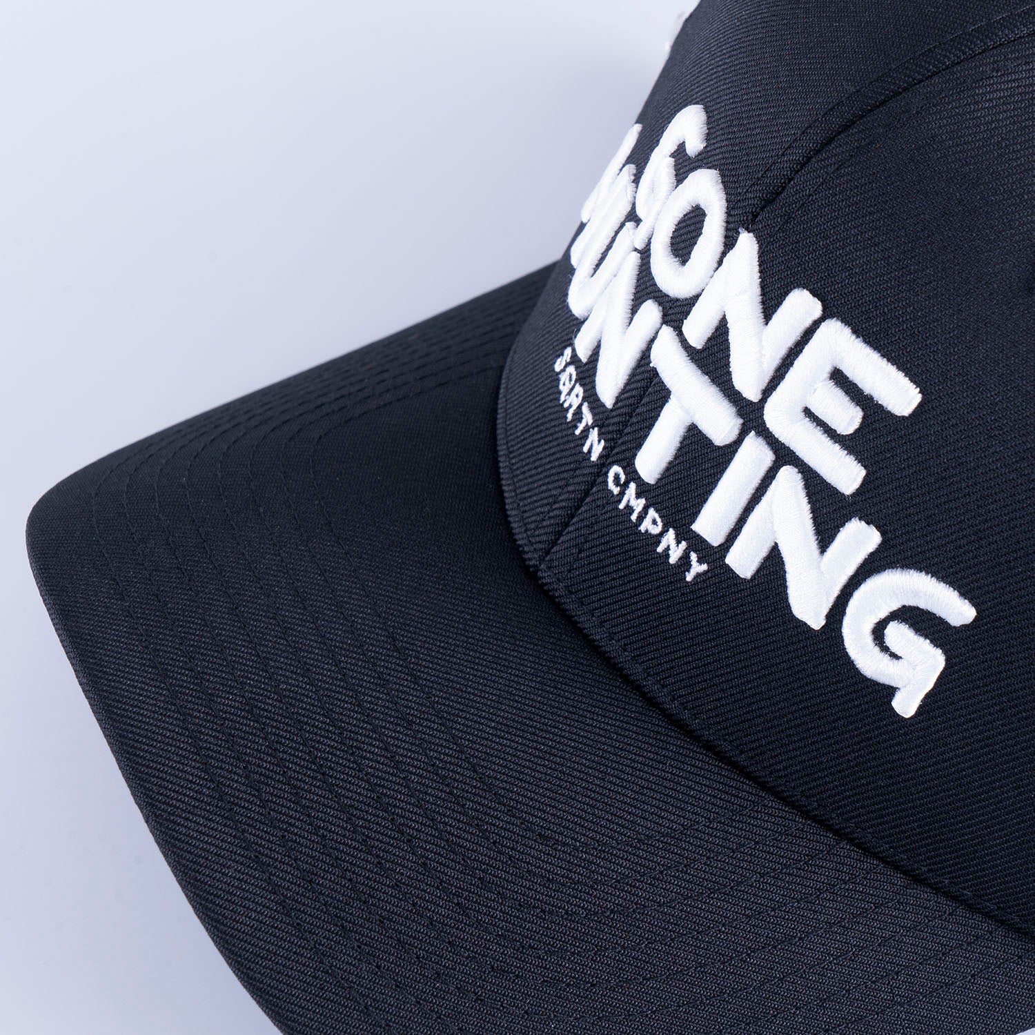 GONE HUNTING COMPACT 120 CAP - BLACK