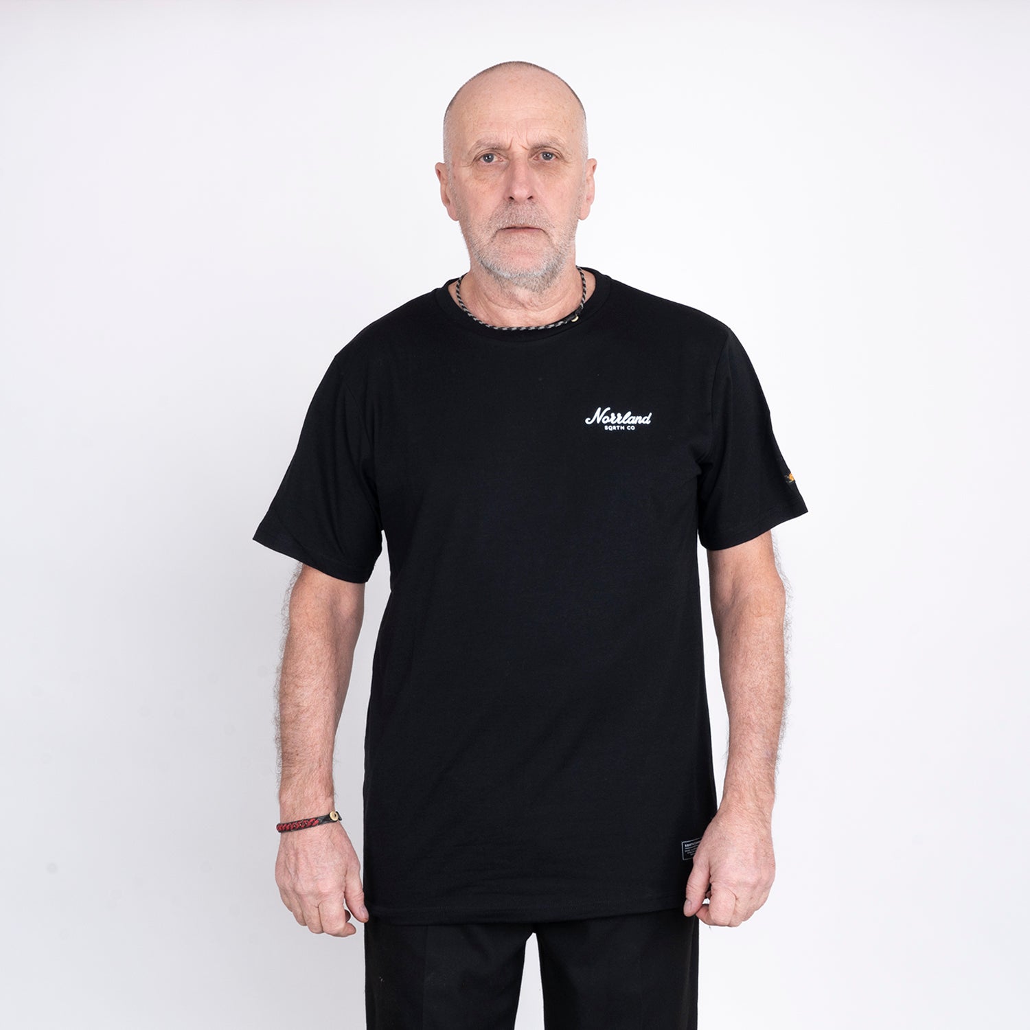 TGN MINI SCRIPT T-SHIRT - BLACK